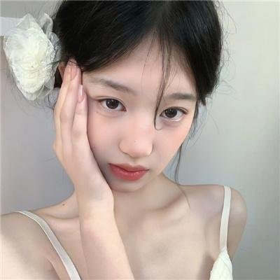 染成茜色的坂道